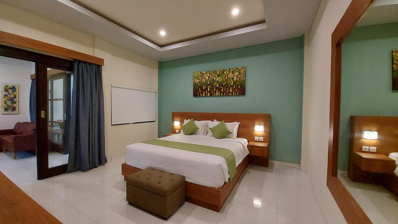 The New Moon Seminyak Hotel Luaran gambar