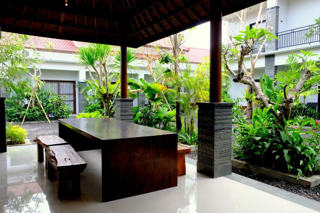 The New Moon Seminyak Hotel Luaran gambar
