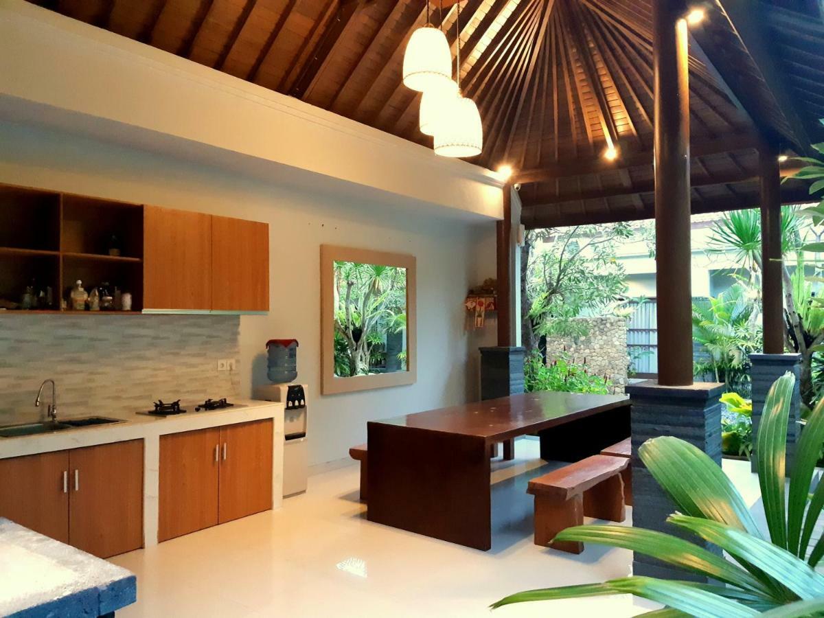 The New Moon Seminyak Hotel Luaran gambar