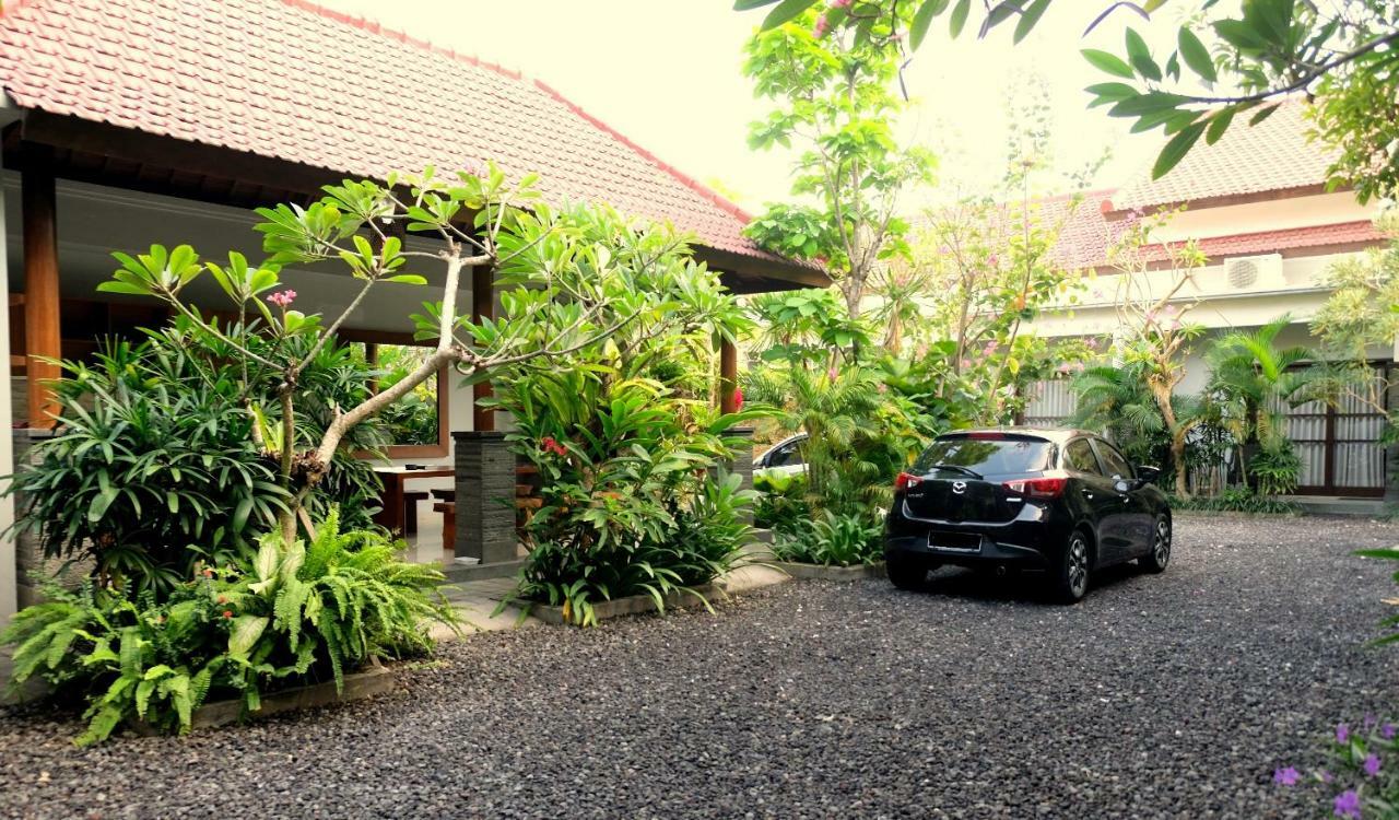 The New Moon Seminyak Hotel Luaran gambar